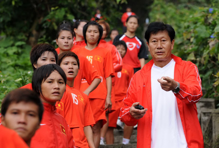 Đội tuyển nữ Việt Nam: AFF cup 2011 là vạch xuất phát Đội tuyển nữ Việt Nam: AFF cup 2011 là vạch xuất phát