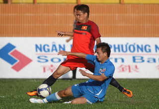 U.23 VN hòa 1-1 với "đàn em" U.21 HA.GL