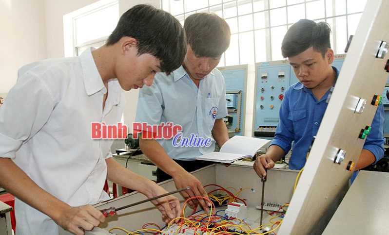 Phân luồng học sinh sau THCS: vì sao khó thực hiện? - Bài cuối Phân luồng học sinh sau THCS: vì sao khó thực hiện? - Bài cuối