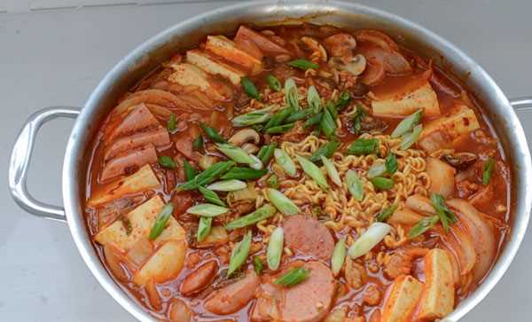 Cách nấu mỳ chuẩn vị Hàn Quốc