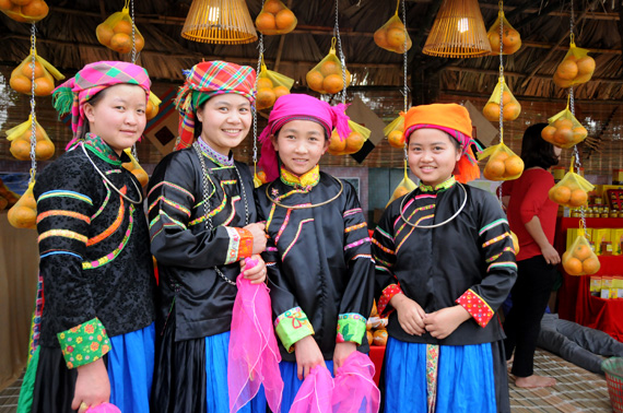 3trangphucdantocmong-17205874901032016023255.jpg