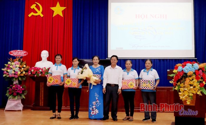 Hội thi nấu ăn chào mừng Ngày Phụ nữ Việt Nam 20-10 Hội thi nấu ăn chào mừng Ngày Phụ nữ Việt Nam 20-10