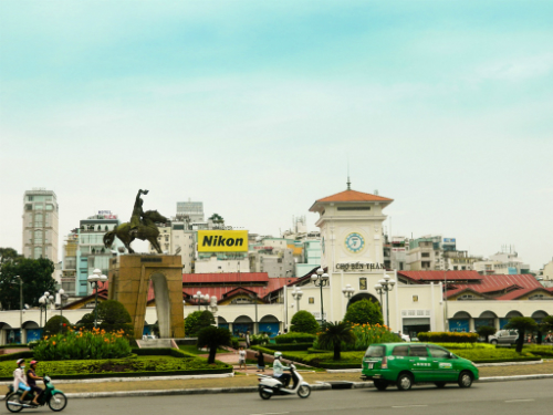 5 ngôi chợ lâu đời và nổi tiếng dọc miền đất nước