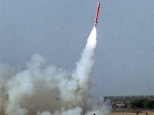 “Vũ khí hạt nhân của Pakistan dễ bị đánh cắp hơn” “Vũ khí hạt nhân của Pakistan dễ bị đánh cắp hơn”