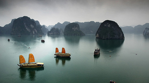 Vịnh Hạ Long - kỳ quan thiên nhiên mới của thế giới Vịnh Hạ Long - kỳ quan thiên nhiên mới của thế giới