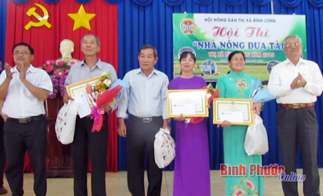Nông dân Bình Long đua tài