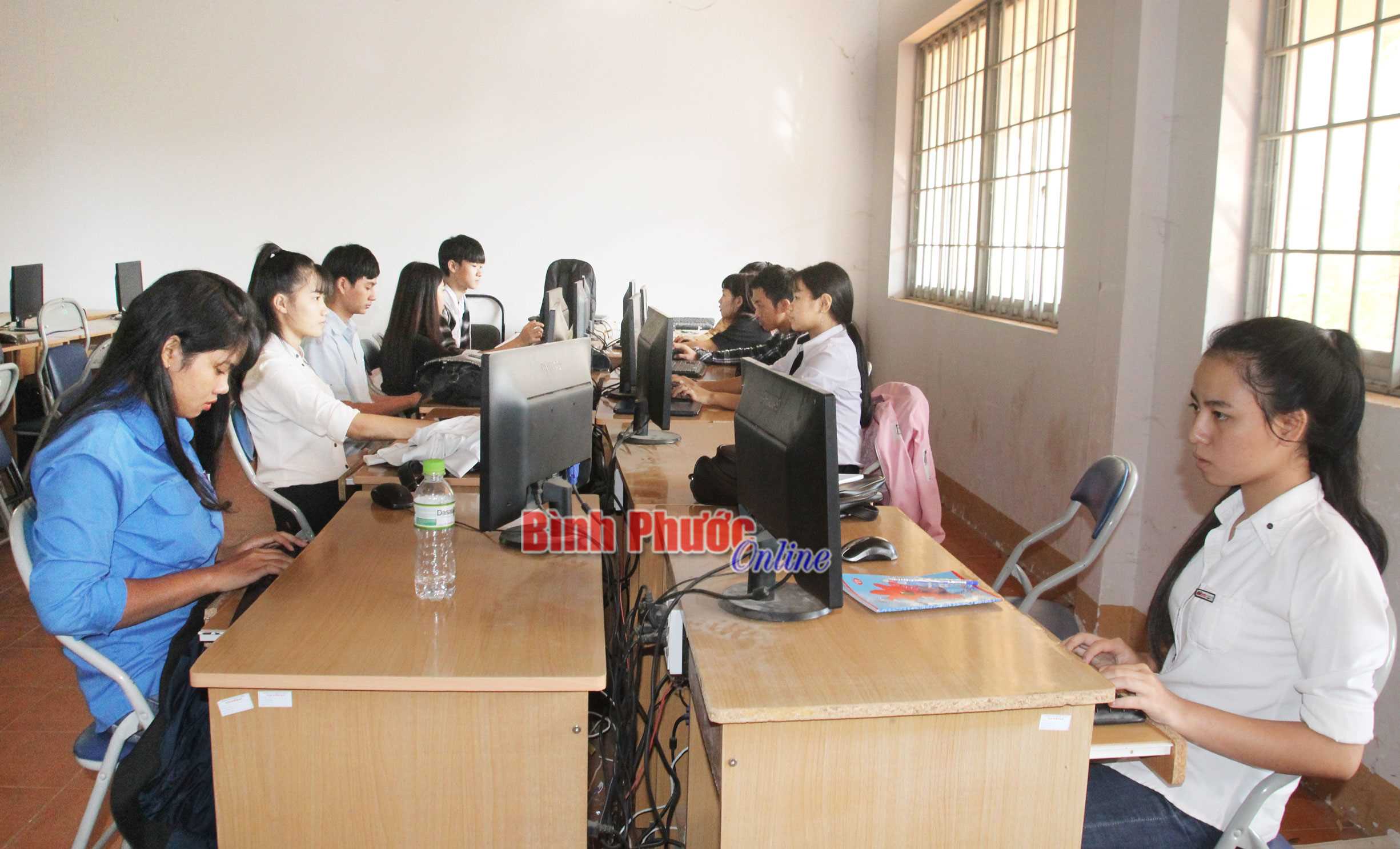 46 đồng bào DTTS được học nghề miễn phí 46 đồng bào DTTS được học nghề miễn phí