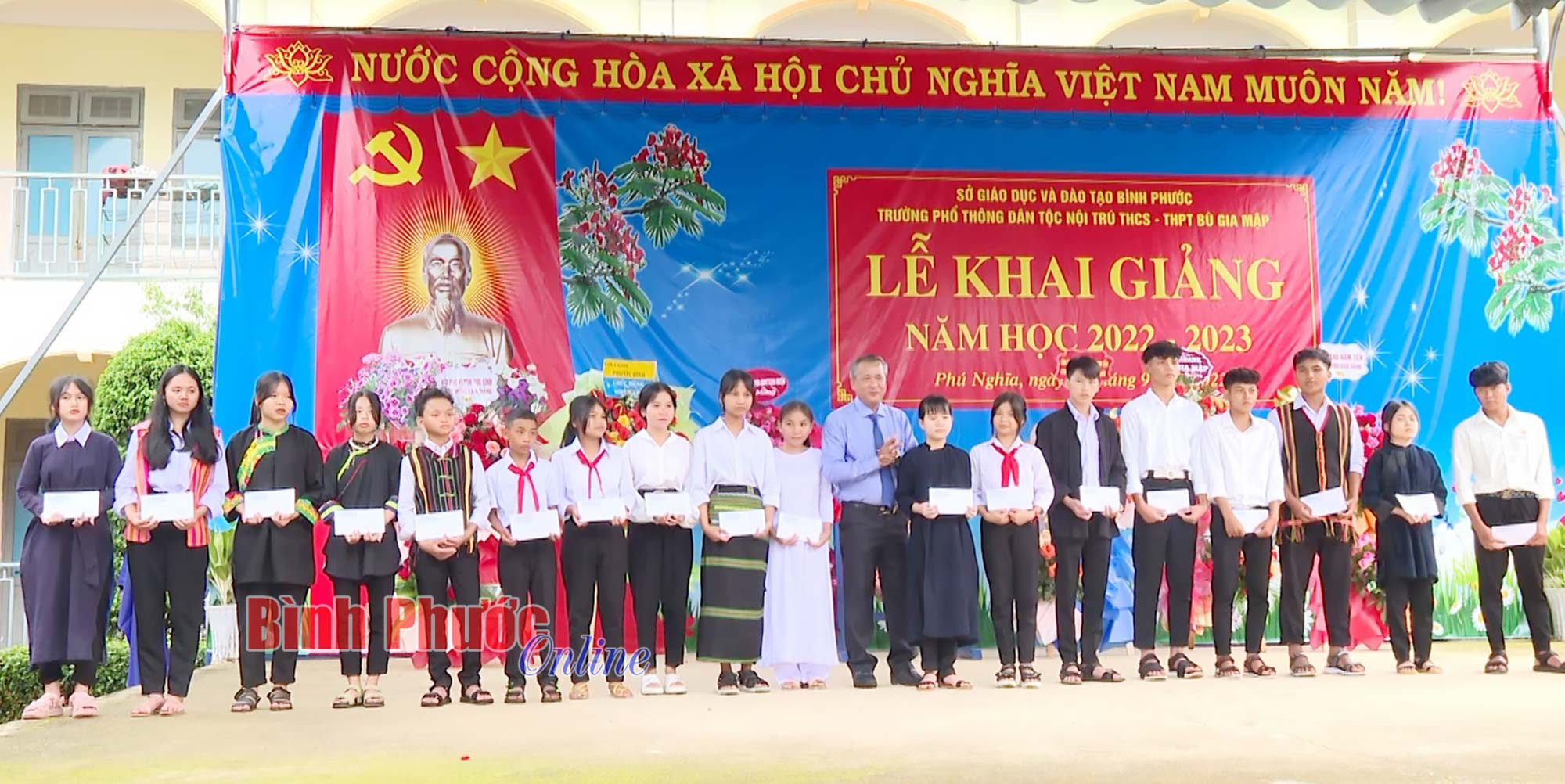 4_10533005092022.jpg