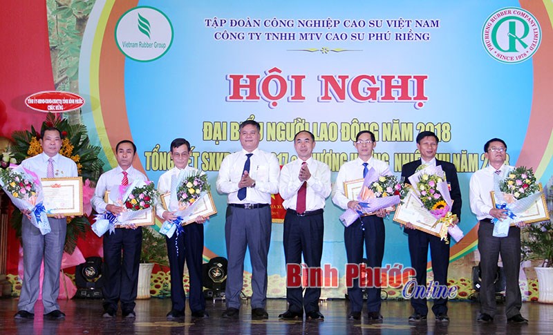 Xứng danh truyền thống “Phú Riềng Đỏ” anh hùng Xứng danh truyền thống “Phú Riềng Đỏ” anh hùng