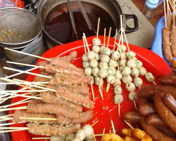Biết mỡ bẩn kinh hoàng, nhưng chúng ta... vẫn ăn!