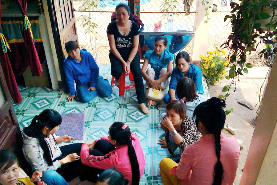 Xem bói đầu năm, hủ tục cần được xóa bỏ Xem bói đầu năm, hủ tục cần được xóa bỏ