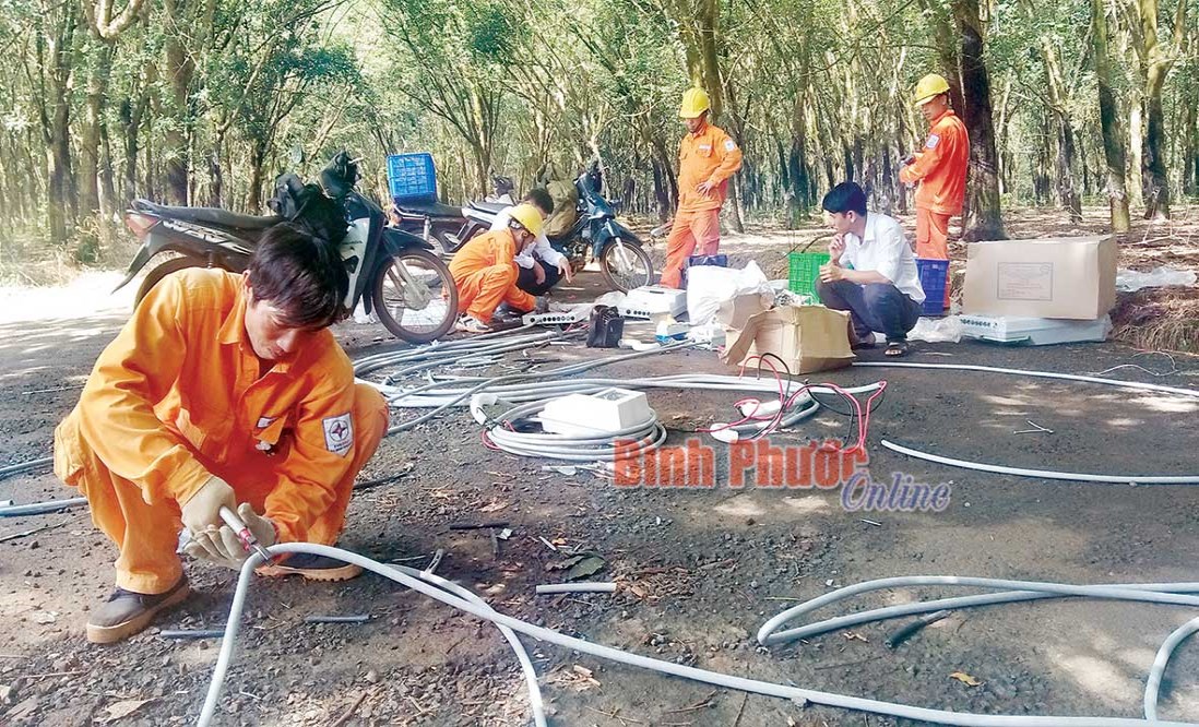 Mang mùa xuân đến mọi nhà Mang mùa xuân đến mọi nhà