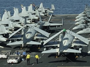 Mỹ tăng cường phòng thủ quanh eo biển Hormuz Mỹ tăng cường phòng thủ quanh eo biển Hormuz