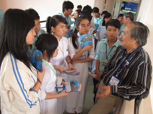Nộp hồ sơ tuyển thẳng trước ngày 25-6 Nộp hồ sơ tuyển thẳng trước ngày 25-6