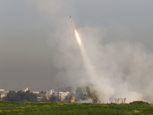Israel tiếp tục không kích ác liệt Gaza nhằm trả đũa Israel tiếp tục không kích ác liệt Gaza nhằm trả đũa