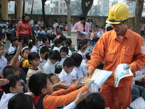 Nhiều hoạt động hưởng ứng Giờ Trái Đất 2012 Nhiều hoạt động hưởng ứng Giờ Trái Đất 2012