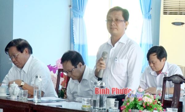 Lấy ý kiến góp ý văn kiện Đại hội Ðảng bộ huyện Bù Ðốp