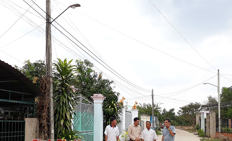 Lan tỏa phong trào lắp hệ thống chiếu sáng Lan tỏa phong trào lắp hệ thống chiếu sáng