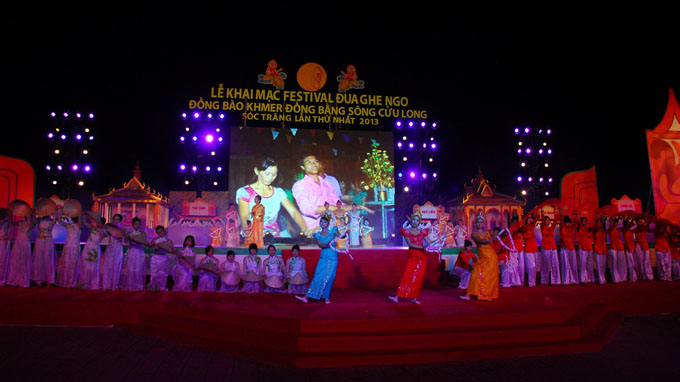 Khai mạc Festival đua ghe ngo ĐBSCL lần 1-2013 Khai mạc Festival đua ghe ngo ĐBSCL lần 1-2013