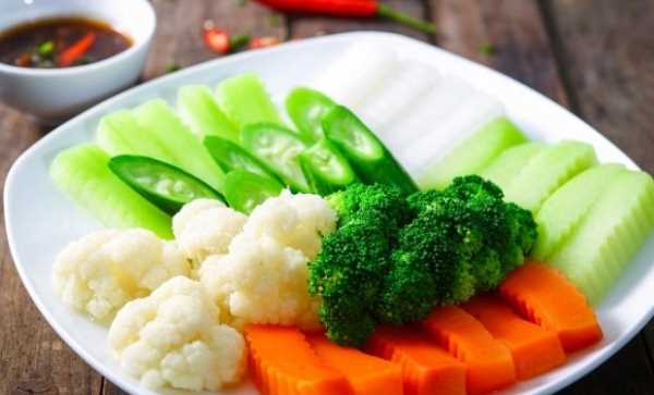 Bí quyết luộc rau củ xanh ngọt không phải ai cũng biết