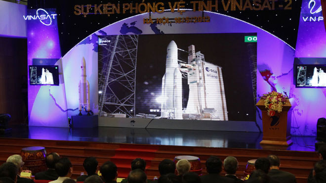 5g49 ngày 16-5: vệ tinh Vinasat-2 vào quỹ đạo thành công 5g49 ngày 16-5: vệ tinh Vinasat-2 vào quỹ đạo thành công