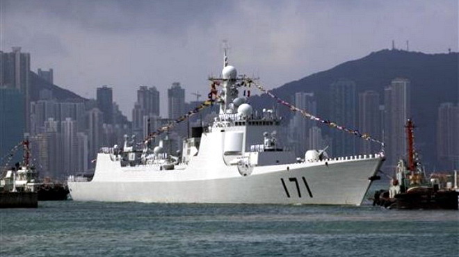 TQ đưa 5 tàu chiến đến gần biển Philippines TQ đưa 5 tàu chiến đến gần biển Philippines