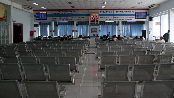 Vì sao không giảm giá vé tàu lửa? Vì sao không giảm giá vé tàu lửa?