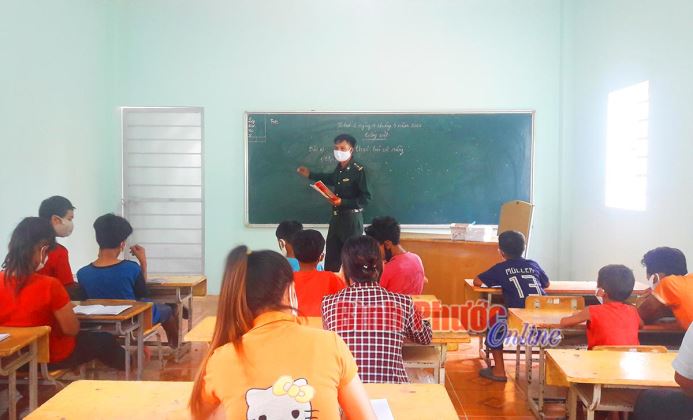 Lớp học không tiếng trống