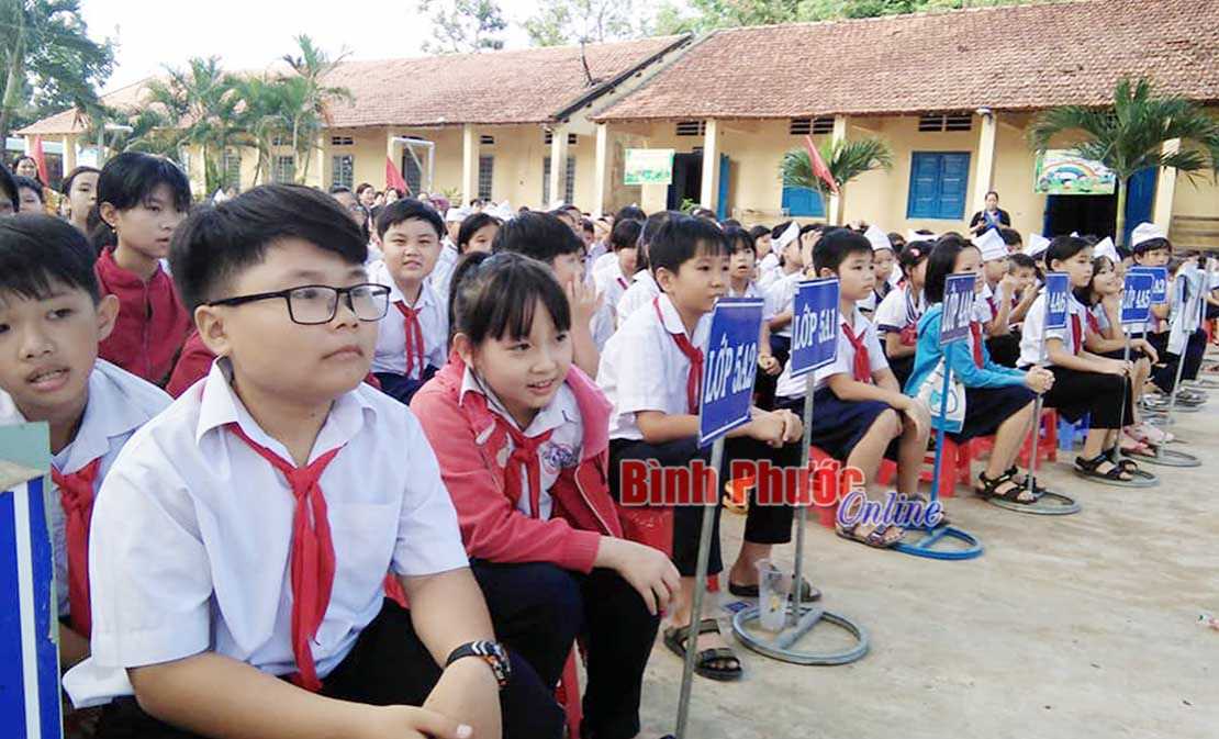Đồng Phú khai mạc hè, phát động Tháng hành động vì trẻ em Đồng Phú khai mạc hè, phát động Tháng hành động vì trẻ em