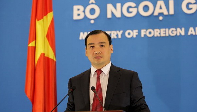 Phản đối Trung Quốc đưa giàn khoan đến vùng biển của VN Phản đối Trung Quốc đưa giàn khoan đến vùng biển của VN