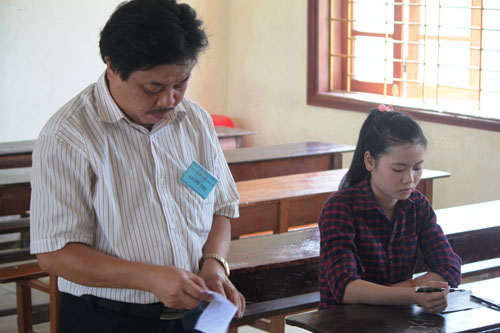 Nhiều chuyện dở khóc dở cười Nhiều chuyện dở khóc dở cười