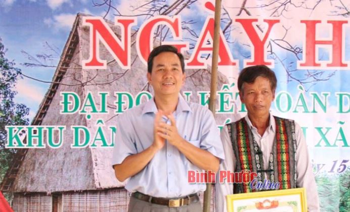 Ông Điểu Sơn giàu lòng nhân ái Ông Điểu Sơn giàu lòng nhân ái