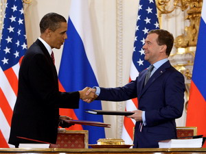 Tổng thống Nga Medvedev phê chuẩn START mới Tổng thống Nga Medvedev phê chuẩn START mới