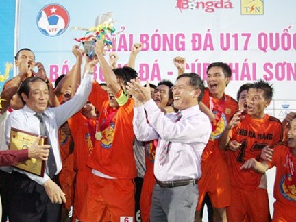 Khởi tranh vòng chung kết giải bóng đá U17 Quốc gia