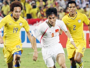 Việt Nam đụng Thái Lan ở vòng bảng AFF Cup 2012 Việt Nam đụng Thái Lan ở vòng bảng AFF Cup 2012