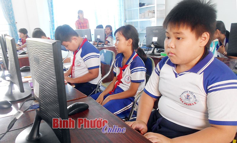 Kinh nghiệm xóa điểm lẻ ở Trường tiểu học Tân Phước A Kinh nghiệm xóa điểm lẻ ở Trường tiểu học Tân Phước A