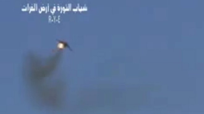Phe nổi dậy Syria bắn rơi máy bay chính phủ Phe nổi dậy Syria bắn rơi máy bay chính phủ