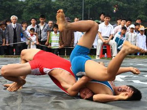 120 vận động viên dự giải vật dân tộc trẻ lần thứ 14