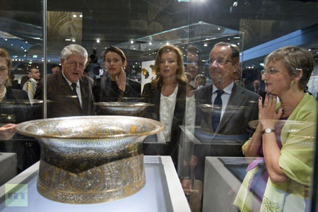 Trung tâm nghệ thuật Hồi giáo ở bảo tàng Louvre Trung tâm nghệ thuật Hồi giáo ở bảo tàng Louvre