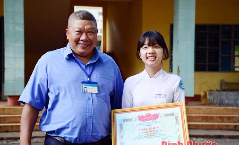 Nhặt được của rơi trả lại người mất Nhặt được của rơi trả lại người mất