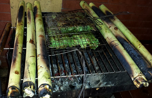 Hai món ăn làm từ nếp nương của vùng núi phía bắc Hai món ăn làm từ nếp nương của vùng núi phía bắc