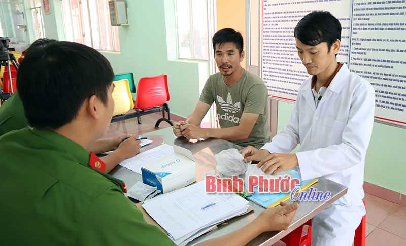 Phát hiện 1 tài xế dương tính với ma túy Phát hiện 1 tài xế dương tính với ma túy