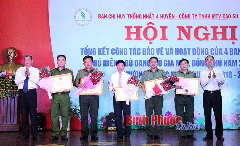 Bảo vệ vườn cây để phát triển sản xuất Bảo vệ vườn cây để phát triển sản xuất