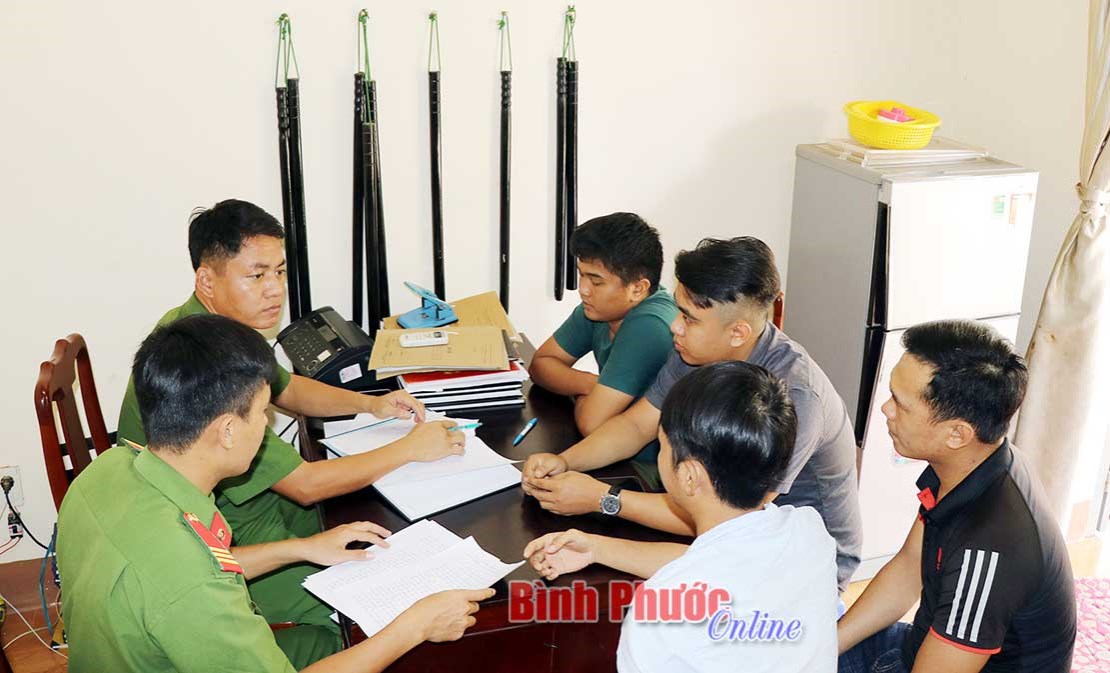 Điểm sáng tình nguyện giữ gìn an ninh trật tự