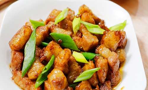 Thịt heo sốt xì dầu ai cũng gật đầu khen ngon