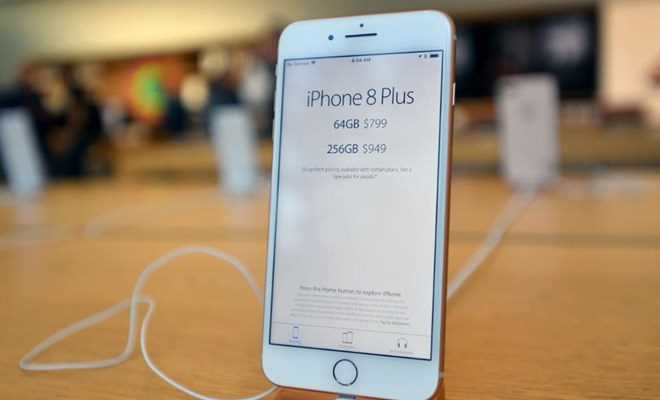 Apple cương quyết nói không với yêu cầu kích hoạt radio trong iPhone Apple cương quyết nói không với yêu cầu kích hoạt radio trong iPhone