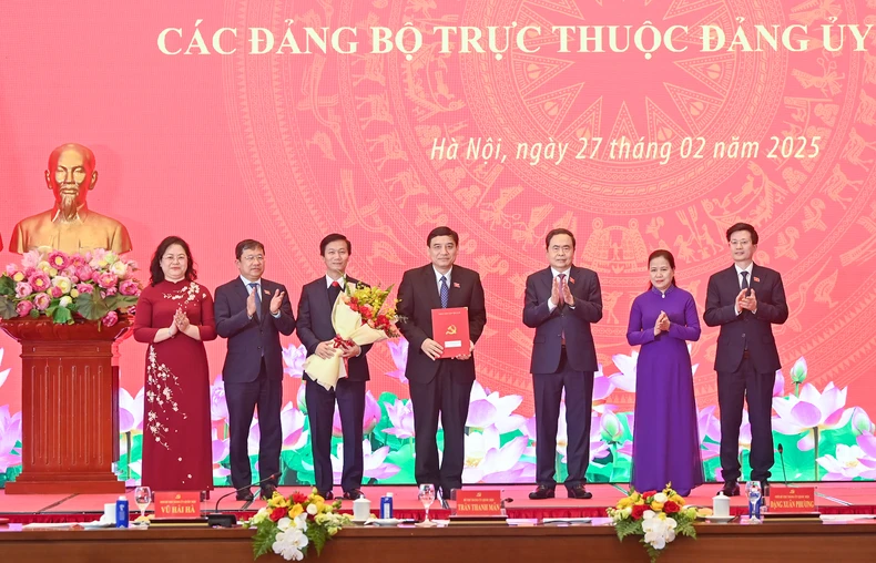 9649a561de0363cd2b3df290be702672.jpg