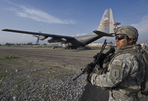 Taliban tấn công vào sân bay NATO ở Afghanistan