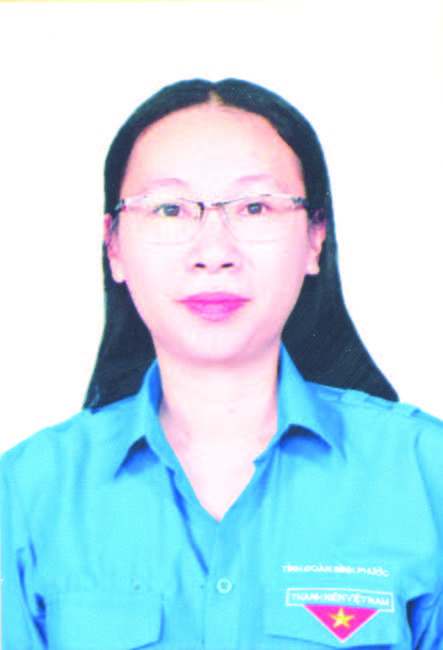 9_le_thi_hong_phan_09563204052021.jpg