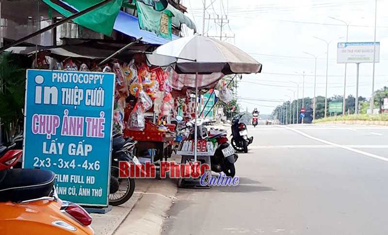 Mất an toàn giao thông ở ngã ba chợ Lộc Thái Mất an toàn giao thông ở ngã ba chợ Lộc Thái